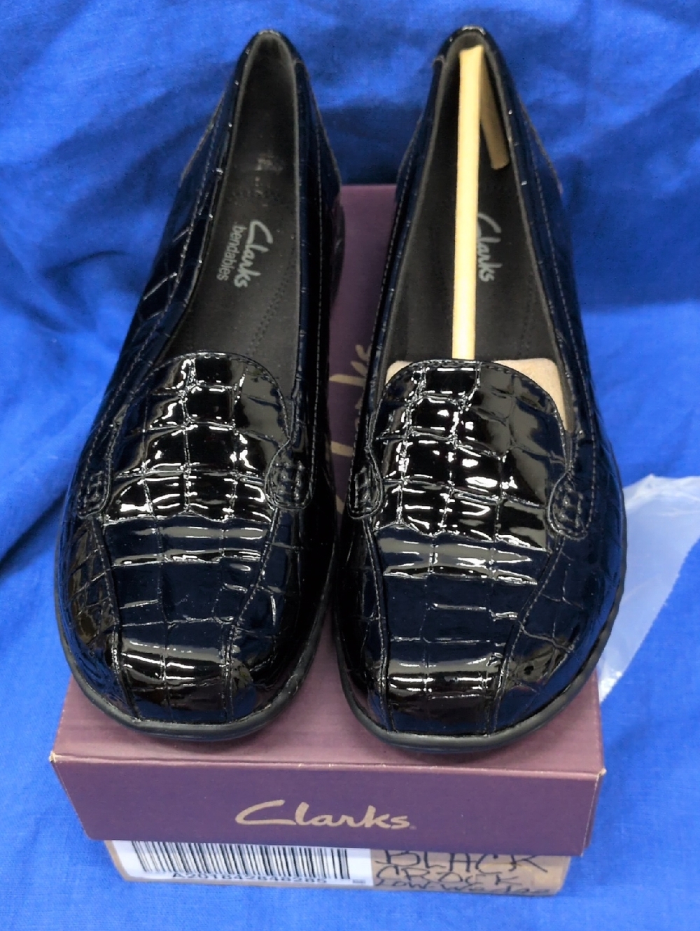 Clarks Bayou Black Crocodile Patent Leather. 8 1/2 Medium Man-made Upper. NWT